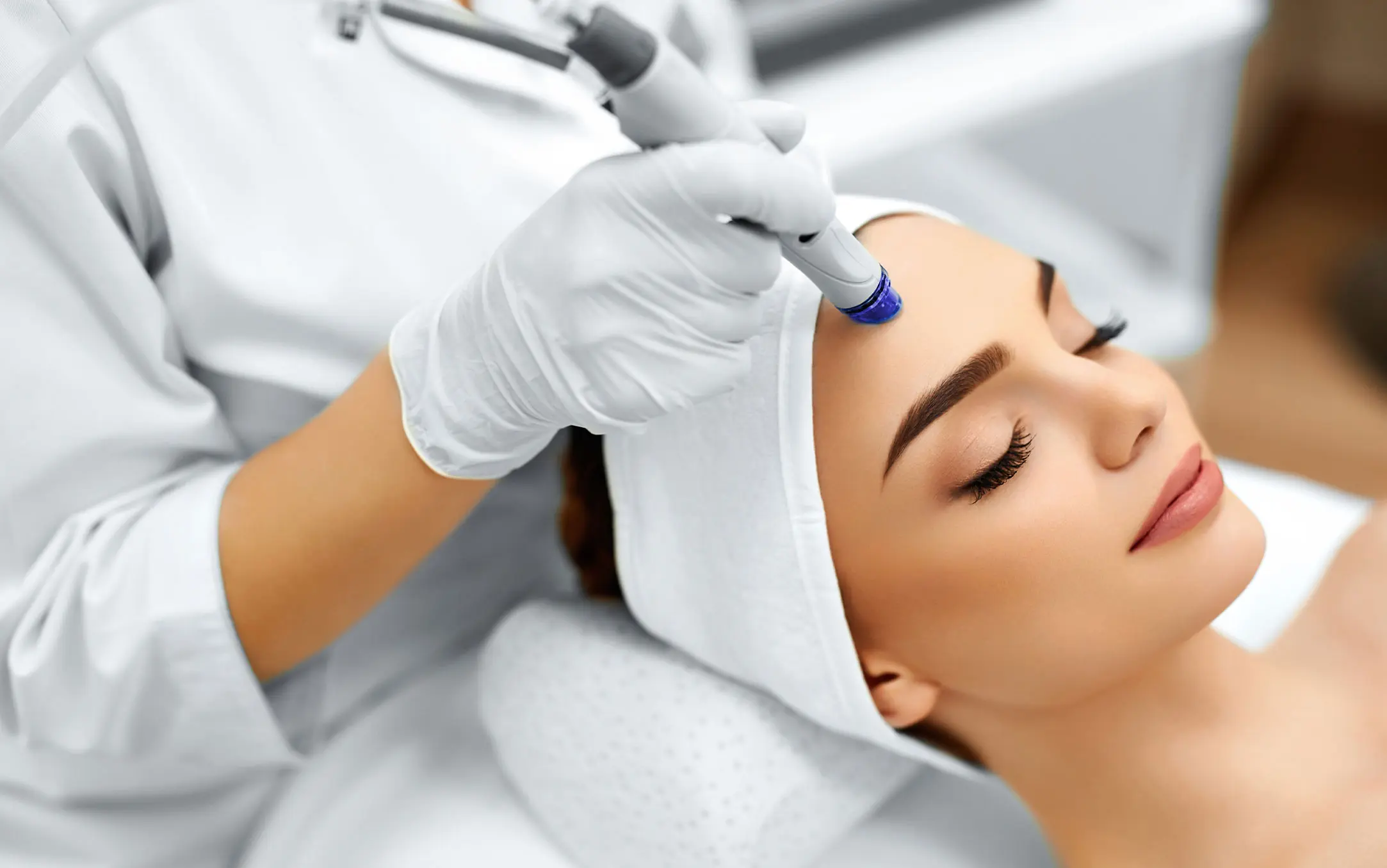 What Is Collagen Lift Therapy and How Can It Help Ageing, Loose Skin Great Yarmouth?